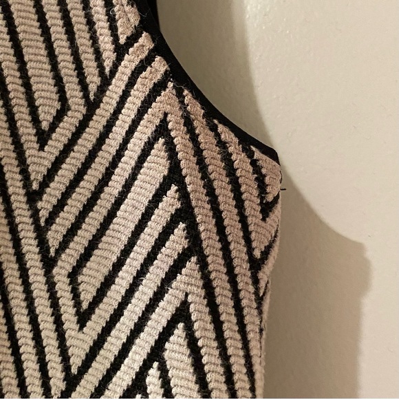 Banana Republic | A-line dress - Picture 3 of 10